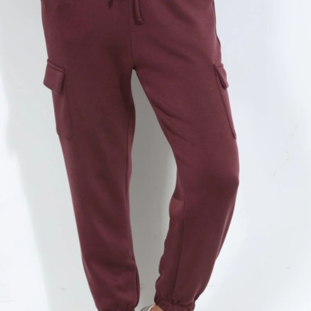 Love Tree Rust Solid Color Pants Size Small